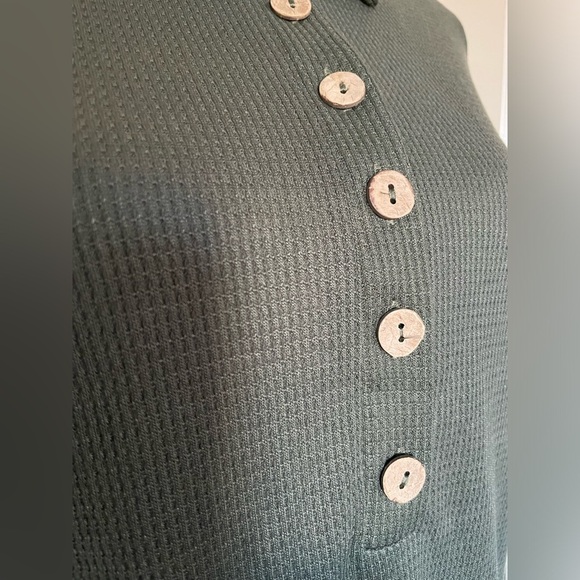 SHEIN Olive Green Long Sleeve Button-Up Women's Top Small - Picture 9 of 13